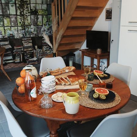 Le Clos Poulain Petits Gites De Charme Et Chambres D'Hotes Familiales Au Calme Proche Bayeux Et Des Plages Nonant Bagian luar foto